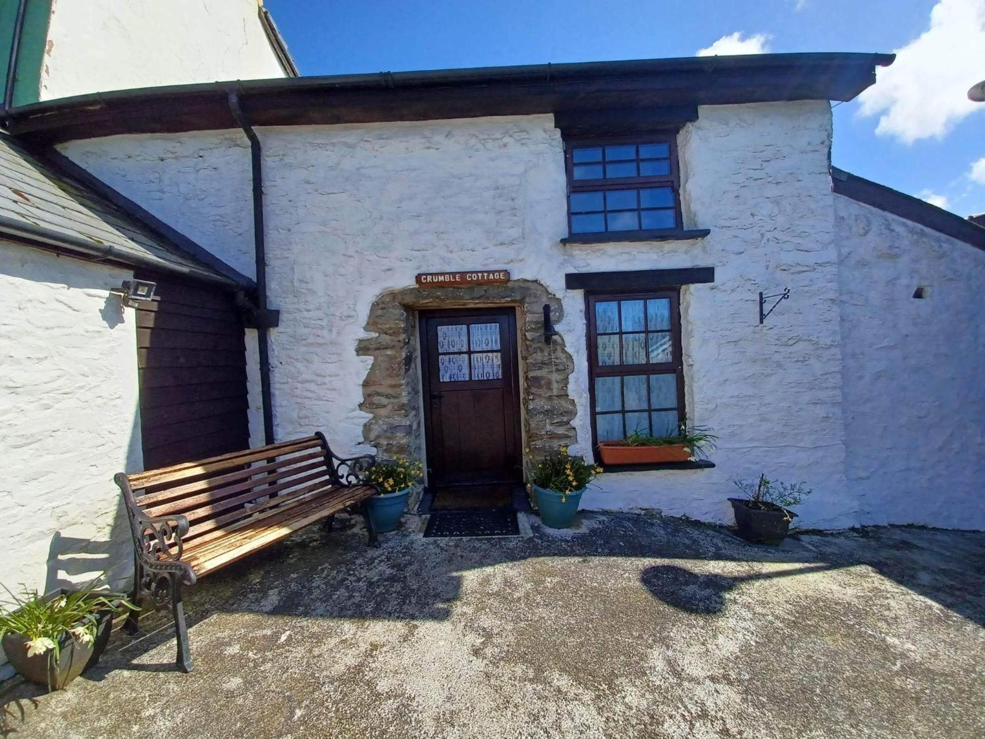 Ty Mawr At Bethania B&B Rooms And Crumble Cottage Llanon Exterior photo